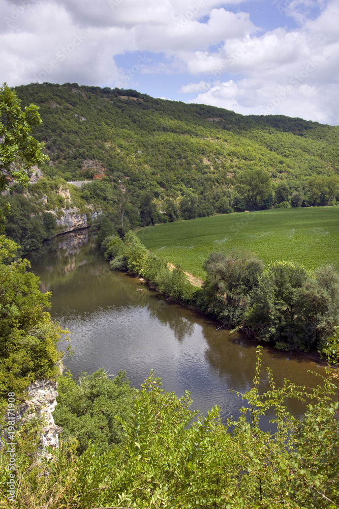 The rural Lot Valley and river near Cajarc, Lot, France