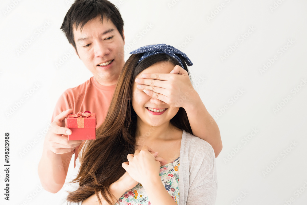 surpirse gift to cute girlfriend surpirse gift to cute girlfriend