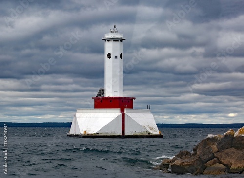 Wallpaper Mural Standing Proud Torontodigital.ca