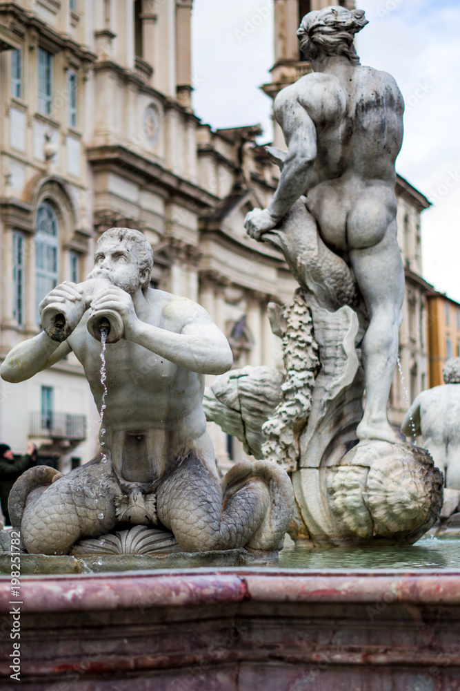 Fontana Del Moro sur la Piazza Navona à Rome, Italie