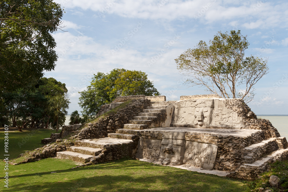 Ruins of the ancient Mayan town Cerros, Belize Ruins of the ancient Mayan town Cerros, Belize