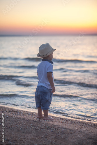 Little boy and sea