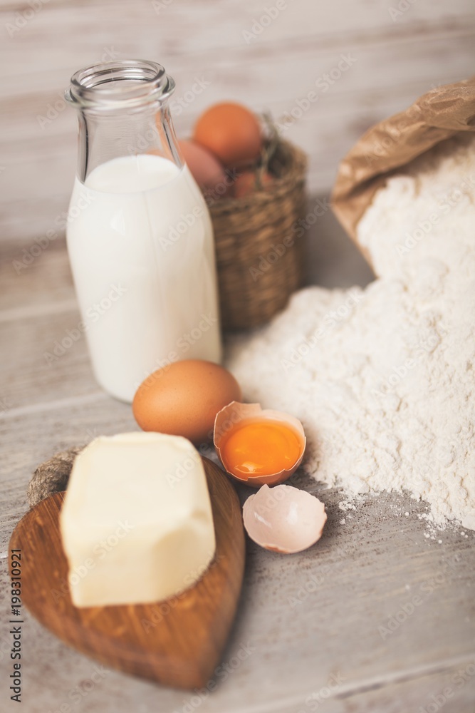 Basic baking ingredients Basic baking ingredients