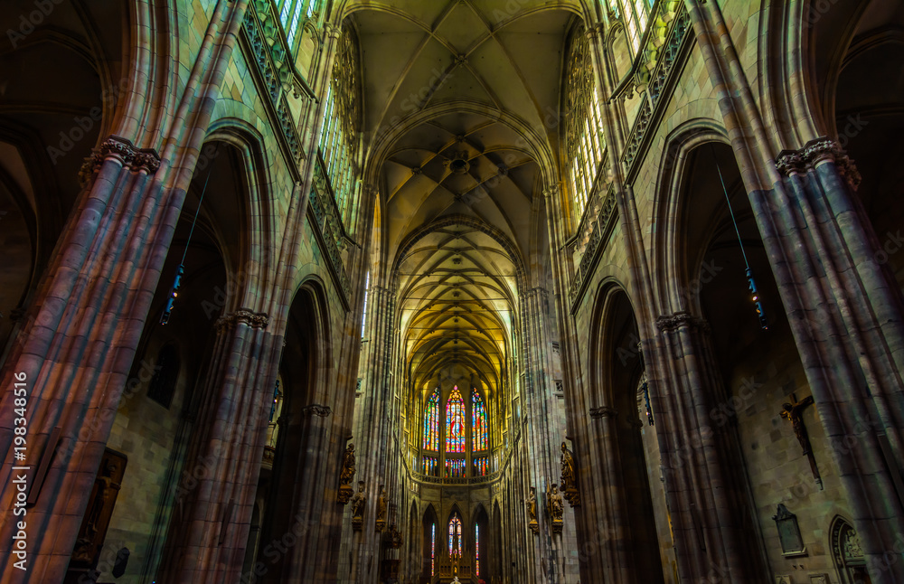 Cattedrale di Praga: vista interna