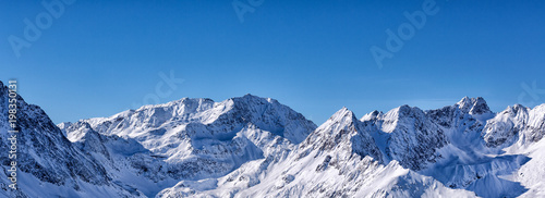 Canvastavla snowcapped mountains