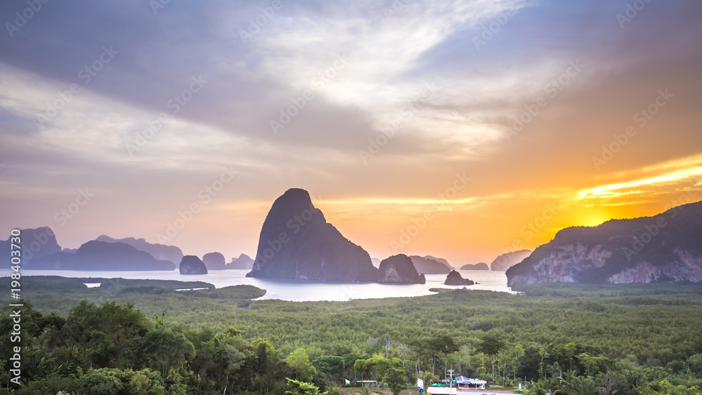 Obraz premium Samet Nang She Viewpoint, Phang Nga, Thailand
