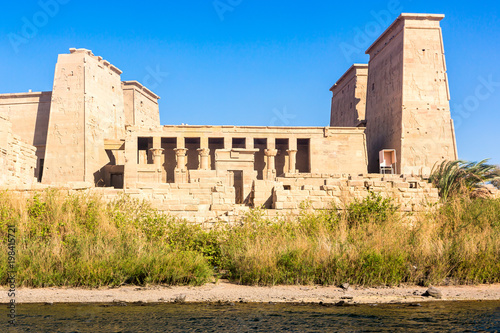 Canvas-taulu Philae temple in aswan on the Nile in Egypt