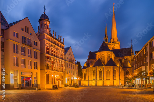 Willibrordi Dom und historisches Rathaus in Wesel