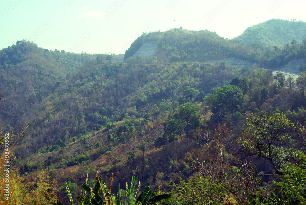Obraz premium landscape of road and mountain