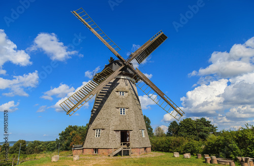 Traditionelle Holländermühle - Windmühle in Benz, auf der Insel Usedom (Deutschland)