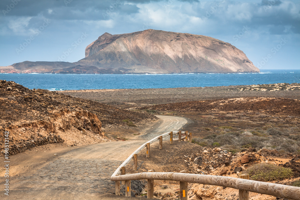 La Graciosa - on the way to Las Conchas beach