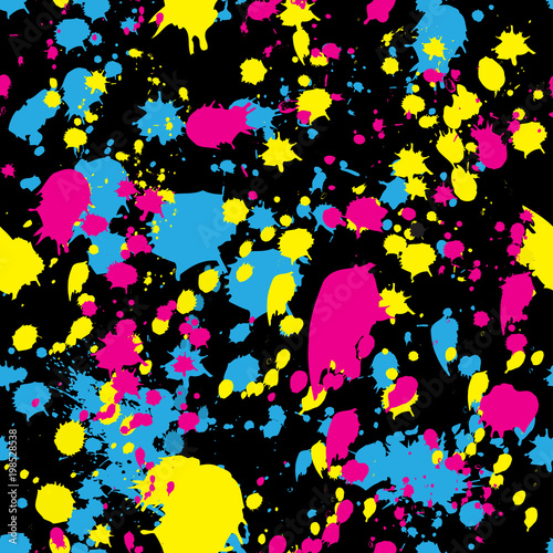 COLORED SPLASH PAINTED BRUSH. ABSTRACT SEAMLESS VECTOR PATTERN. HIPSTER HAND DRAW TEXTURE