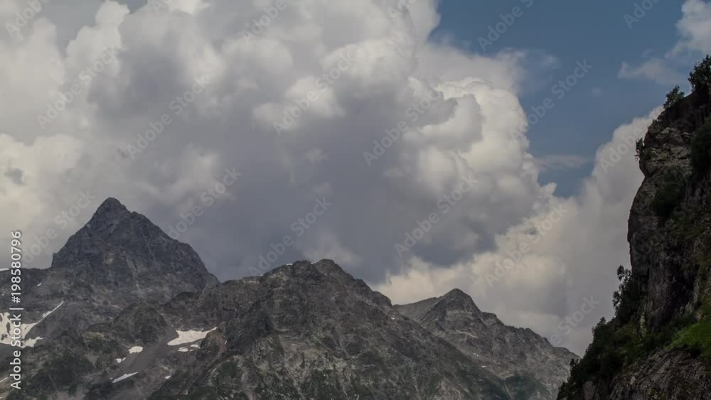 4k Brutal mountain Peaks Timelapse VertPan 4k Brutal mountain Peaks Timelapse VertPan