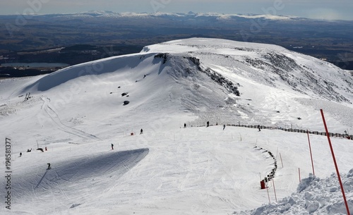 Super Besse, station de ski, Auvergne, France photo