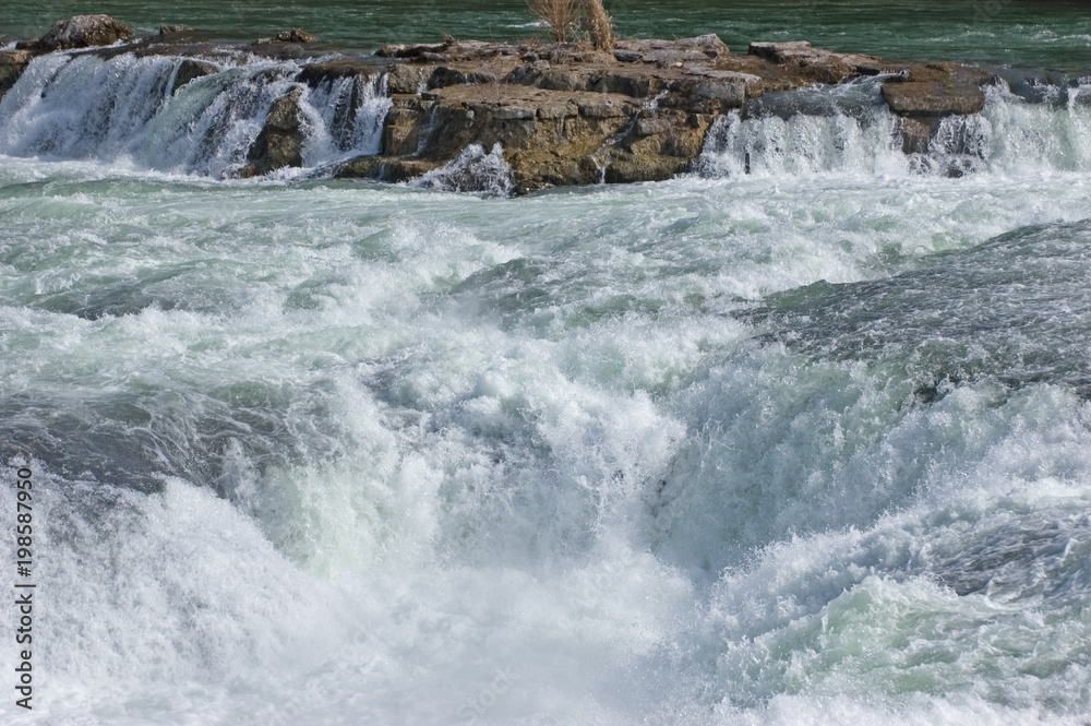 Rheinfall bei Schaffhausen Rheinfall bei Schaffhausen