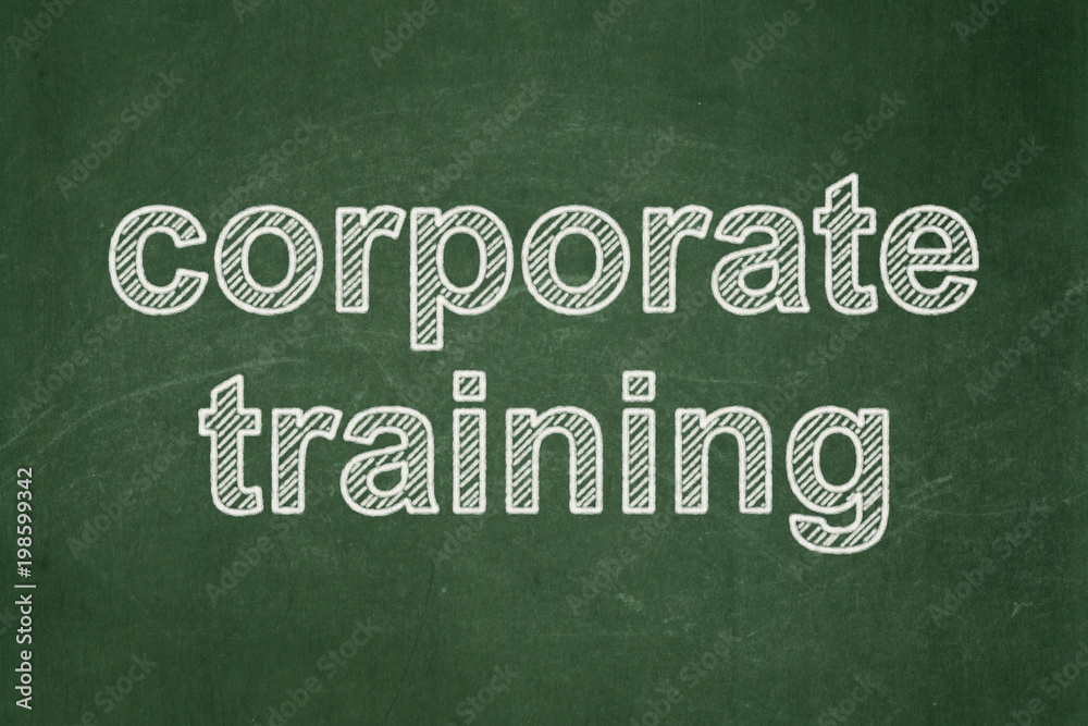 Obraz premium Learning concept: text Corporate Training on Green chalkboard background