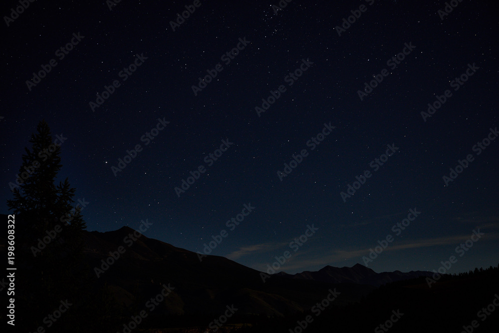 Starry Night in the Mountains Starry Night in the Mountains