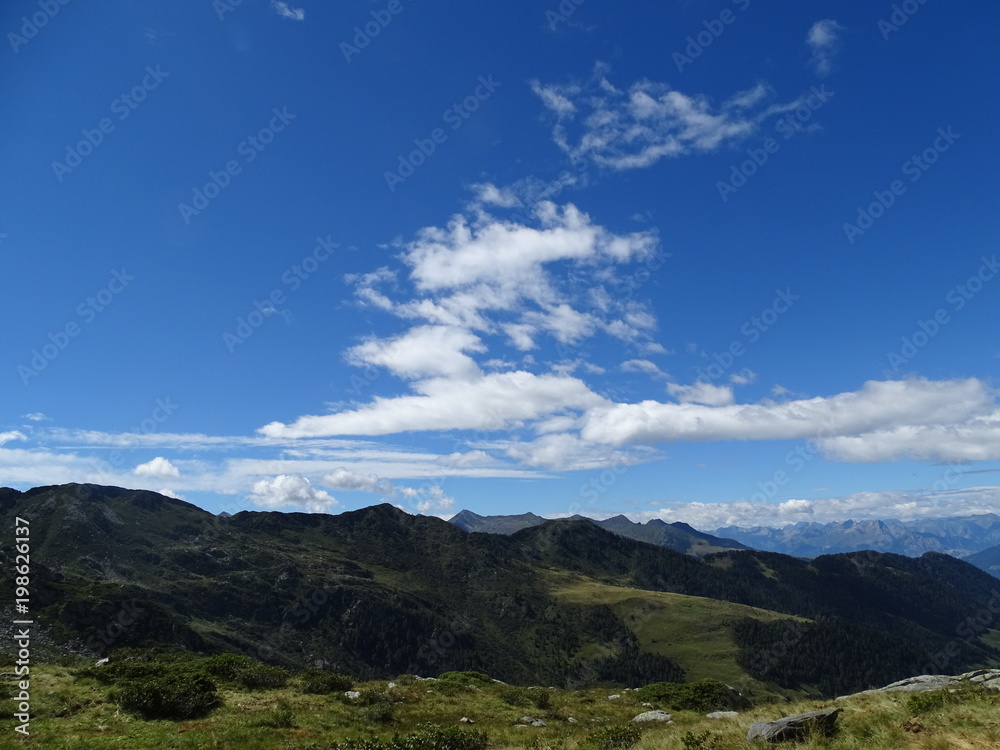 vette cielo e nuvole