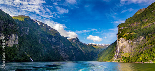 Fototapeta Naklejka Na Ścianę i Meble -  Fjord Beauty