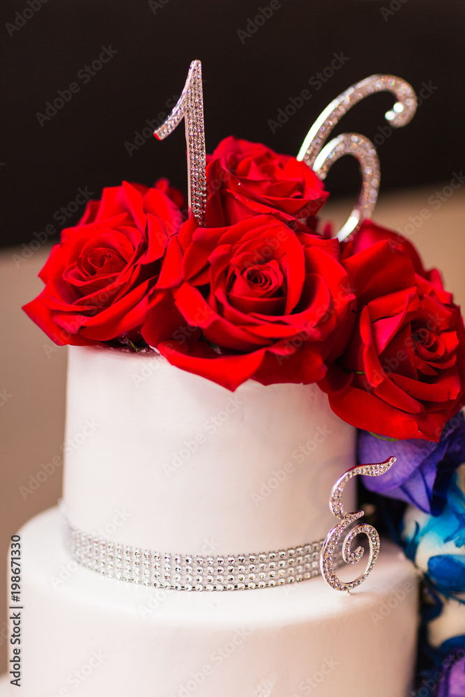 Premium Vector | Wedding cake golden decorations and rose flowers
