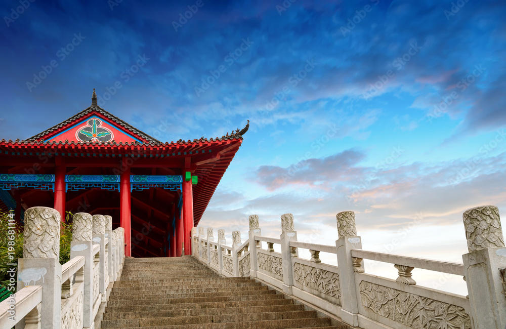Fototapeta premium Chinese traditional style bridge