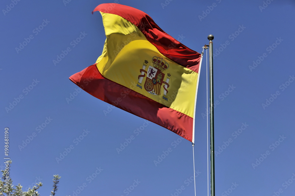 Spanische Flagge weht im Wind, Madrid, Spanien, Europa Stock Photo