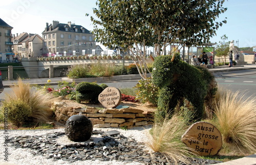 Château-Thierry, rond-point animé 