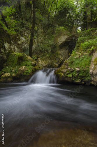 Fototapeta Naklejka Na Ścianę i Meble -  Valle delle Ferriere, Amalfi, Salerno, Campania, Italia