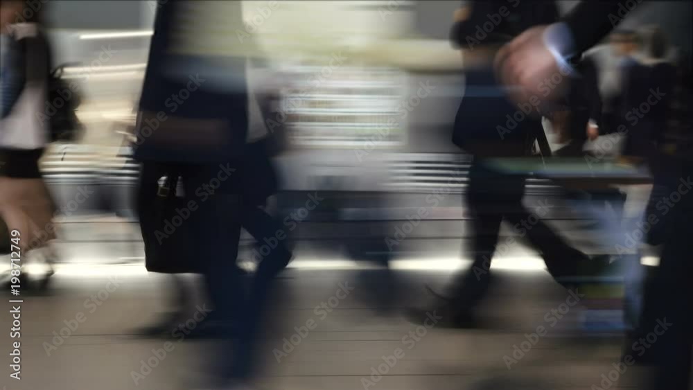東京 渋谷駅 通勤・通学 ロースピード撮影 ブレと残像 4k 東京 渋谷駅 通勤・通学 ロースピード撮影 ブレと残像 4k