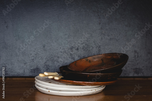 Pottery plates © Henrie