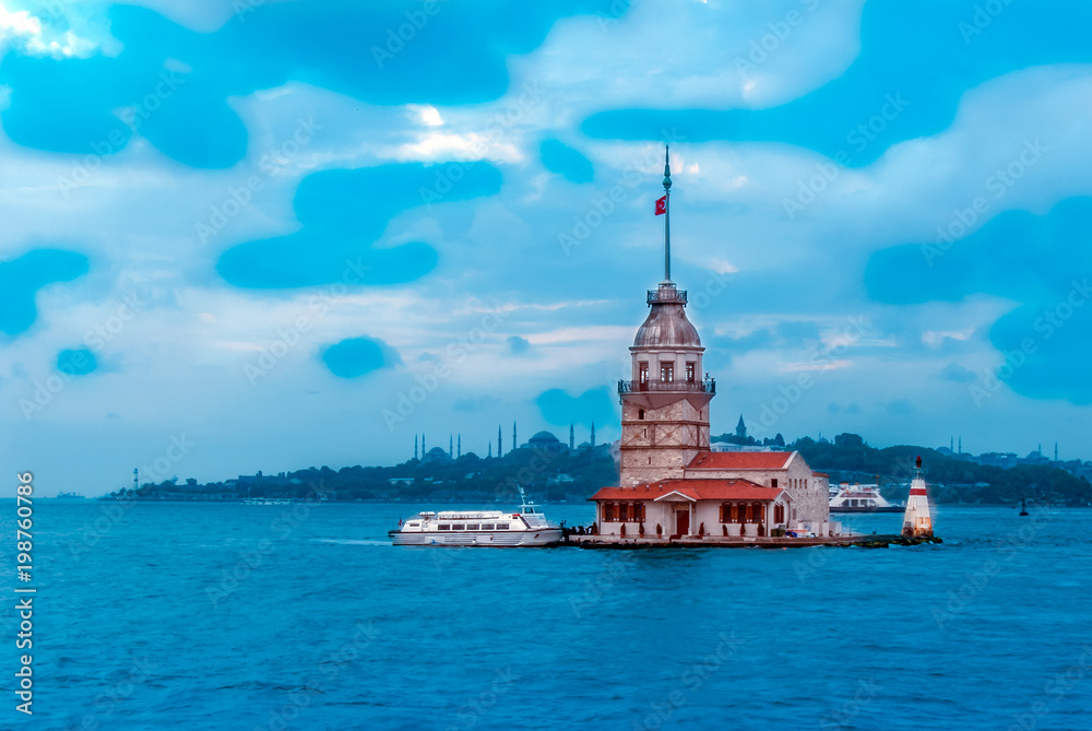 Istanbul, Turkey, 26 May 2006: The Maiden's Tower Istanbul, Turkey, 26 May 2006: The Maiden's Tower