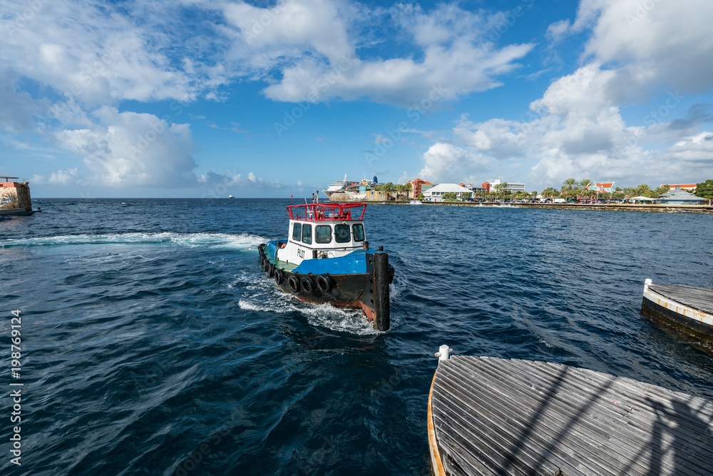  Willemstad and the floating bridge   Curacao views