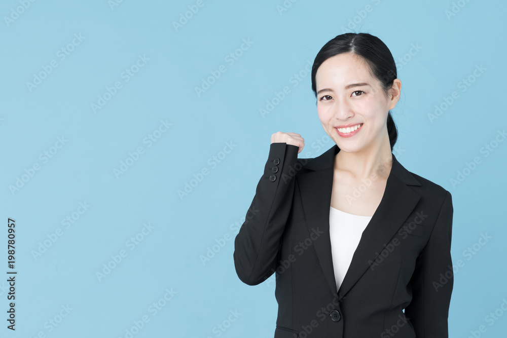 ビジネスウーマン　ブルーバック