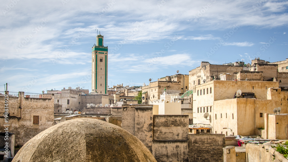 FEZ, MOROCCO - Februari 25, 2018: Roofs of Moroccan buildings in the town Fes.