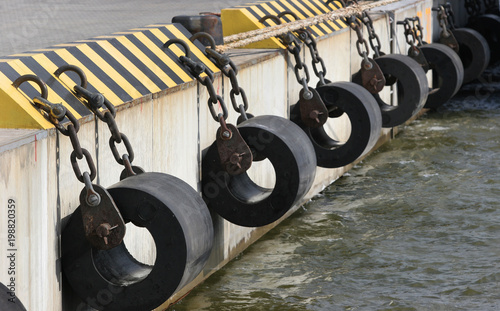 Rubber bumpers at the quay