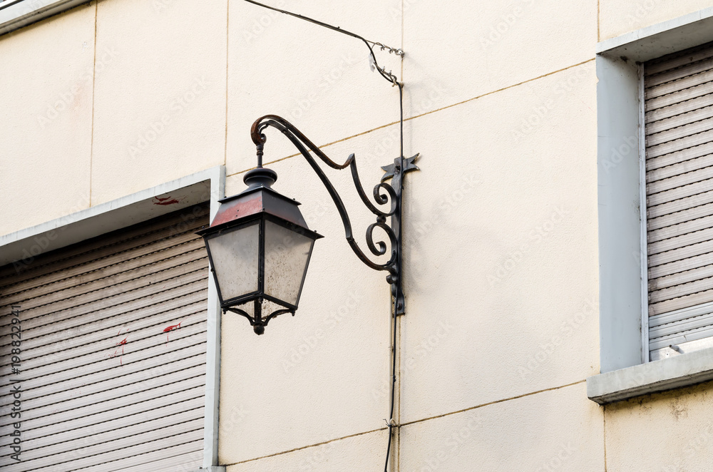 Black Wall Sconce during Daytime in Sarreguemines, France
