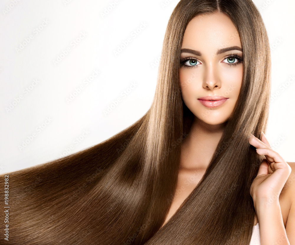 Shiny Blonde Straight Hair: 10 Gorgeous Styles to Try - wide 3