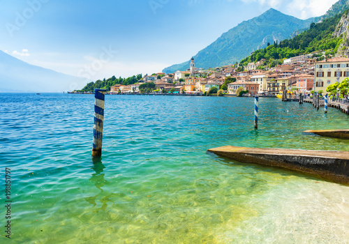 Obraz na płótnie landscape of Lake Garda with town Limone sul Garda w salonie
