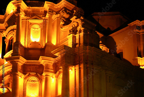 The baroque style and the traditions in Sicily