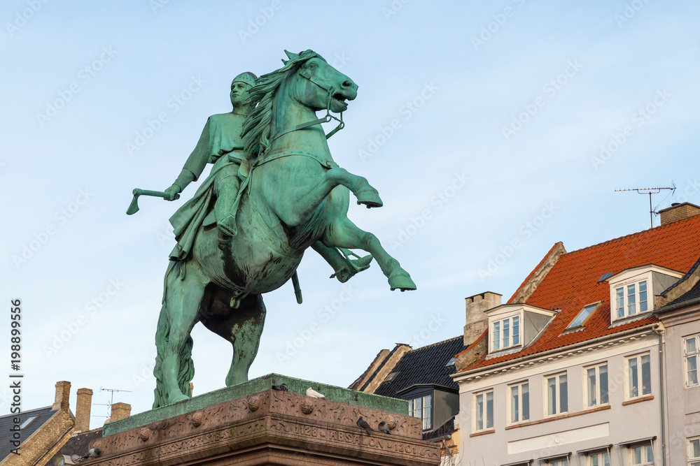 Fototapeta premium Statue of Absalon, Copenhagen, Denmark