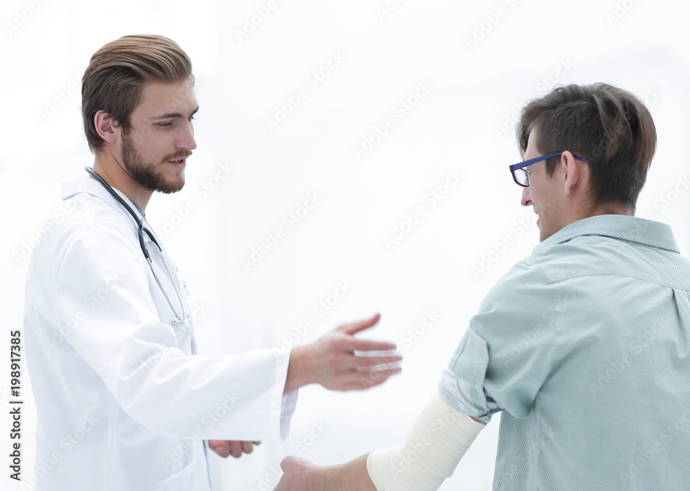 doctor explaining a patient
