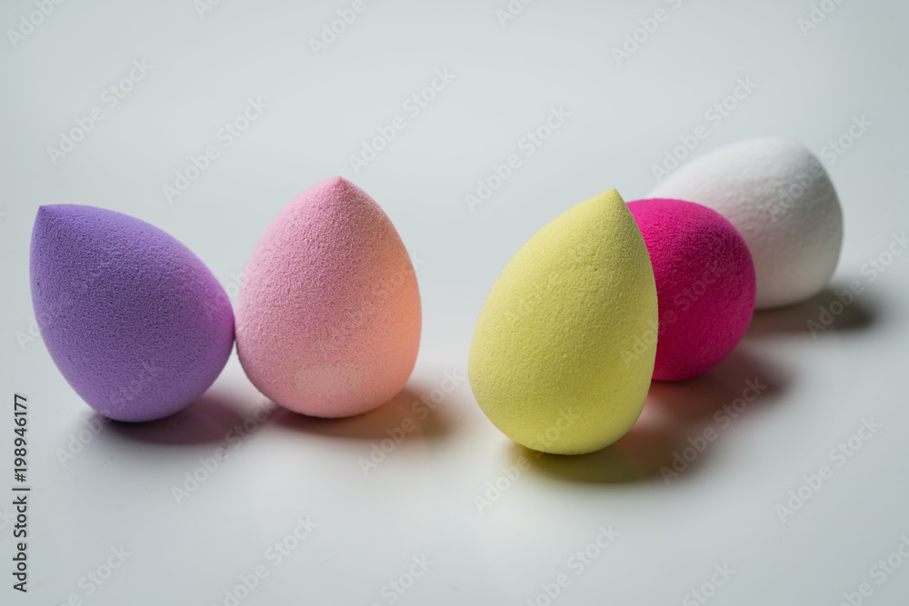 Sponges for applying makeup Sponges for applying makeup