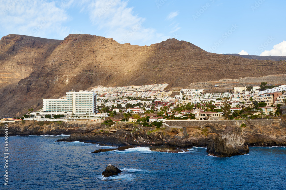 Φωτογραφία Kanarische Insel Teneriffa zwischen Playa La Arena und Playa De Los Gigantes