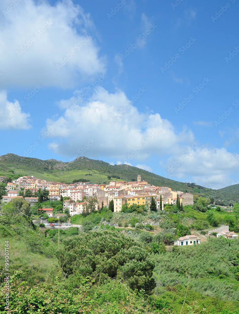 das idyllische Bergdorf Rio nell`Elba auf der Insel Elba,Toskana,Mittelmeer,Italien