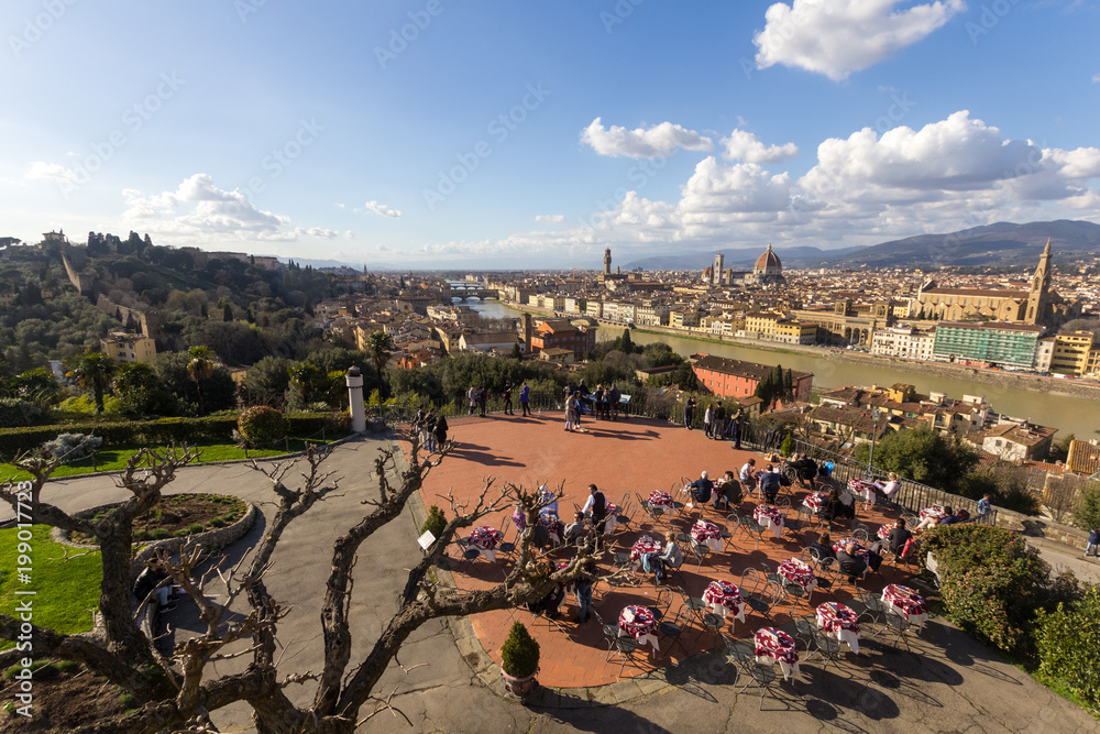 Fotografie Tourists enjoying a panoramic view from Piazzale Michelangelo Square over Old To