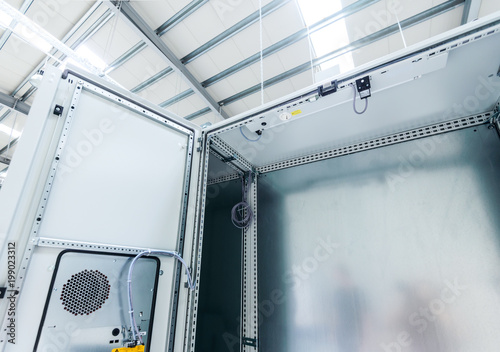 Εκτύπωση καμβά Industrial enclosure for electricity