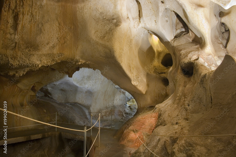 jaskinia morska CUEVA DEL TESORO