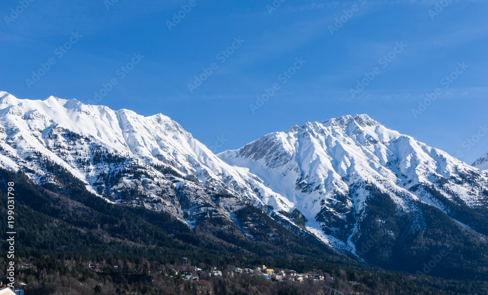Alpen Hafelekarspitze Karwendel schneebedeckt berg innsbruck