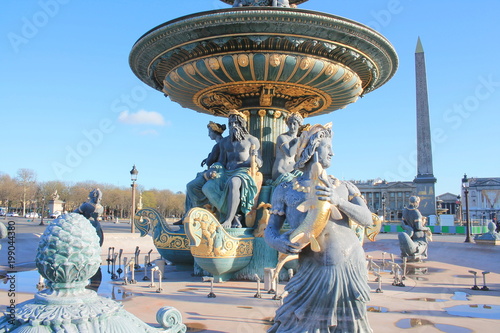 Fontaine de la place de la concorde à Paris, France