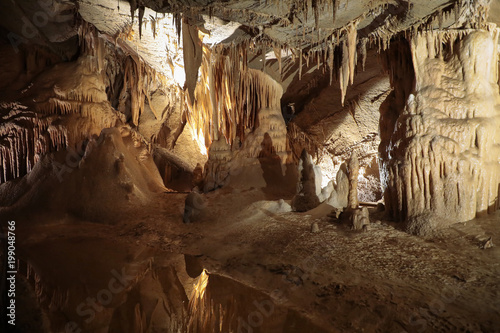 Tela Grotte